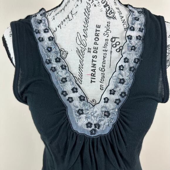 Mossimo Y2K Lace Trim Babydoll Embroidered Top Boho Feminine Dainty Classic 90s - Picture 4 of 11